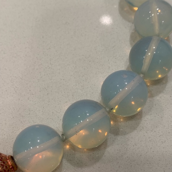 Moonstone necklace with rose gold accents - Picture 6 of 6